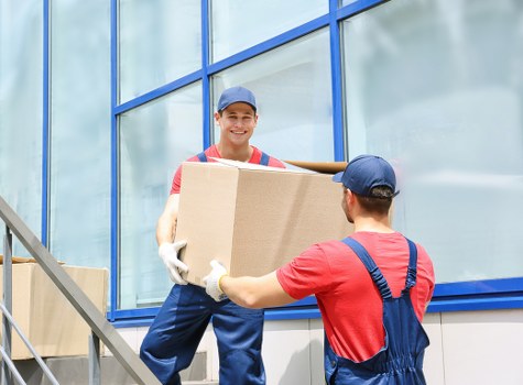 Professional packing services in Swisscottage for home relocation
